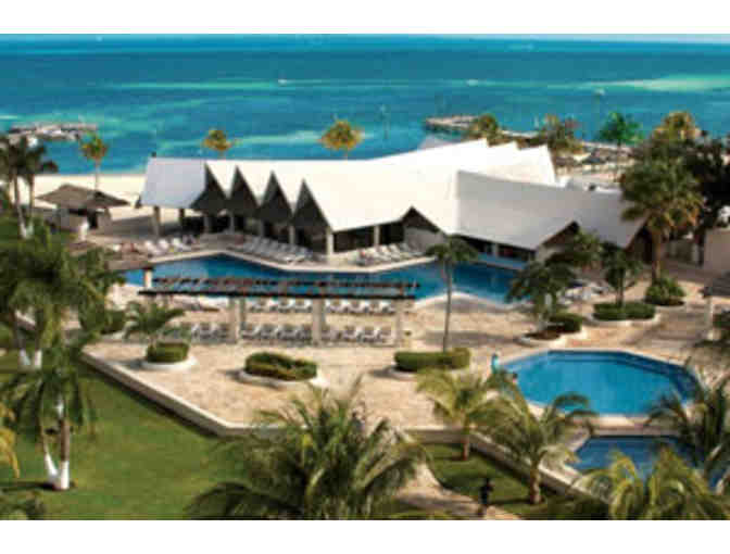 Cancun Vacation #5 to Ocean Spa Hotel or Laguna Suites Golf & Spa