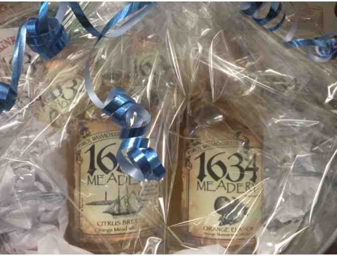 Gift Basket from 1634 Meadery