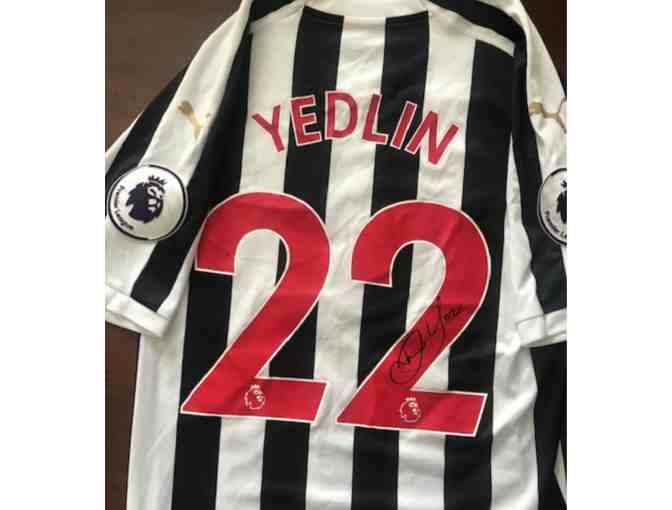 DeAndre Yedlin Autographed Soccer Jersey - Photo 1