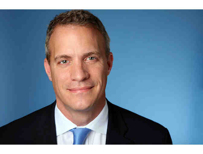 A photo session for a headshot/corporate portrait from Organic Headshots