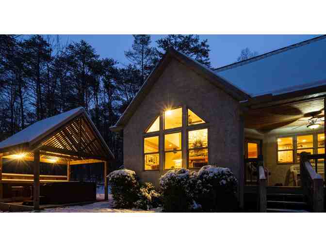 Cherry Ridge Retreat- Luxury Cabin Getaway 2 of 2 (Hocking Hills, OH)