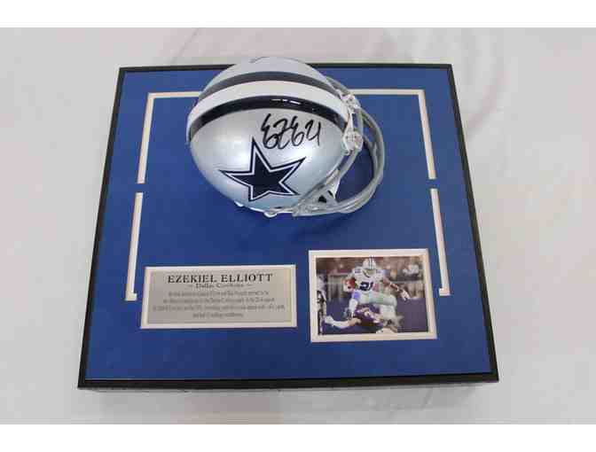 Ezekiel Elliott Autographed Mini Helmet w Base