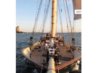 Manhattan by Twilight - A Sailing Excursion