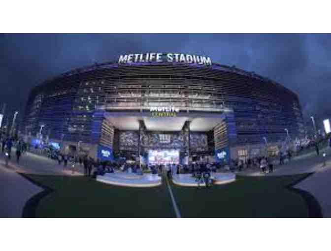 Three VIP Giant vs Eagles 12/29/2019 1:00 PM at Metlife Stadium in Rutherford, NJ - Photo 3