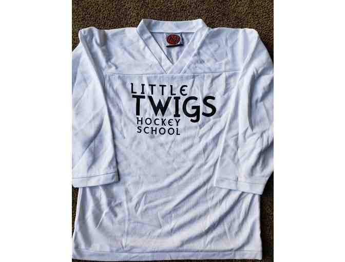 Little Twigs Hockey School - $200 Registration Discount & Jersey