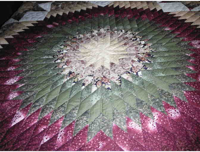 Amish Handmade Quilt 'Star in the Stars'