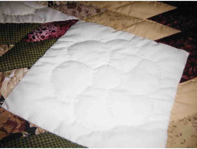 Amish Handmade Quilt 'Star in the Stars'