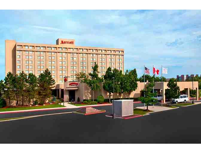 Laughs, Lakes & Liberty: A WNY Getaway Package