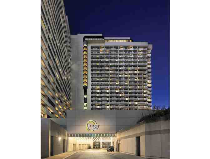 Discover the Heart of Toronto!