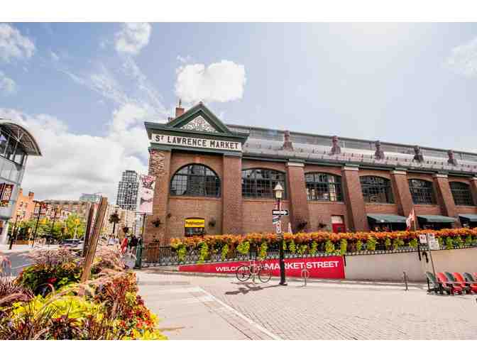 Four (4) Pairs of tickets for the Toronto City Highlights Express Tour