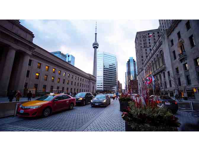 Four (4) Pairs of tickets for the Toronto City Highlights Express Tour