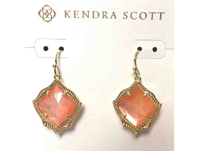 Kendra Scott Necklace and Earrings
