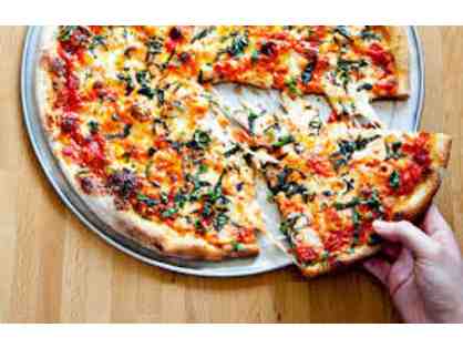 Pete's New Haven Style Apizza: $100 Gift Card