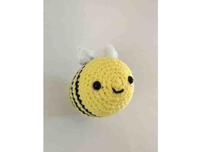 Crocheted Bee and Ladybug by Franchi Torchia