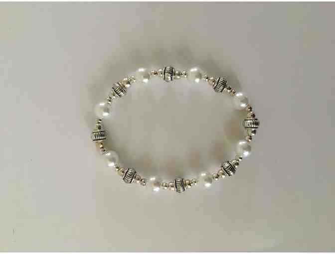 White Bracelet Set by Franchi Torchia