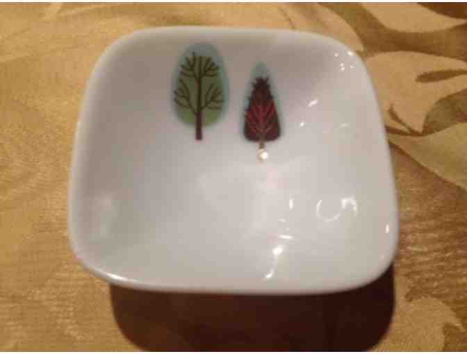 A Quartet of Porcelain Dipping Bowls & A Pair of Porcelain Wine Bottle Coasters