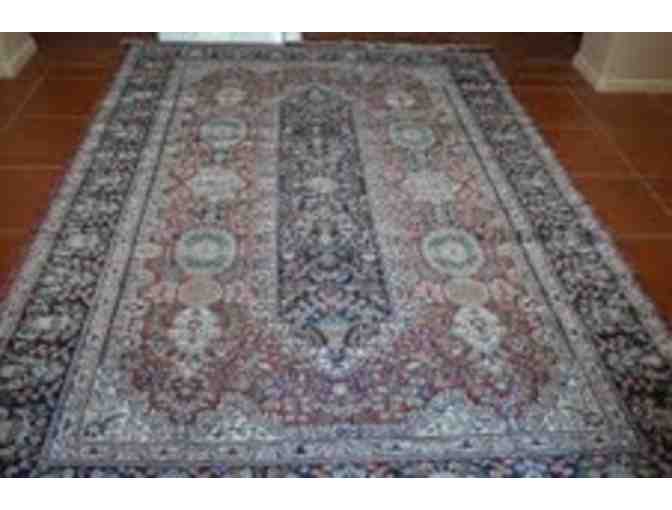 Rug -  attractive 'Agra Silk' (Made in India)