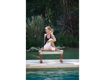 ONE HOUR YOGA OR MASSAGE