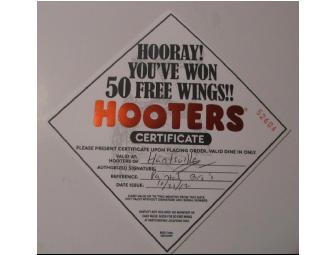 Hooters Wings & Tshirt