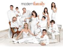MODERN FAMILY Table Read