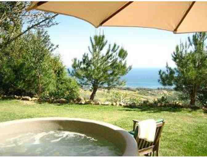 1 Weekend (2 Nights) stay at OLIVE GROVE COTTAGE (MALIBU)