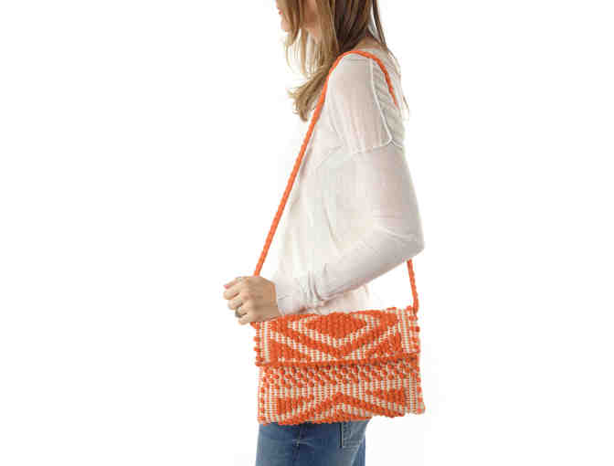 elysse walker - Antonello clutch bag (color Tan)