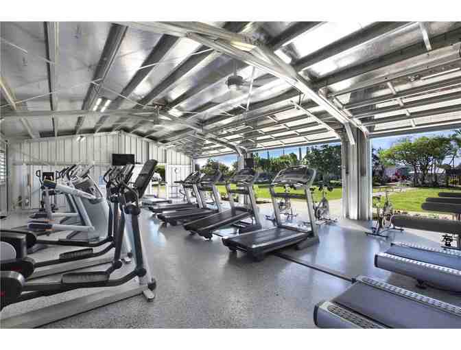 7 Nights in an Ocean-front Kauai Condo