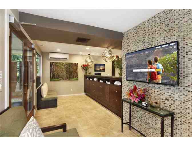 7 Nights in an Ocean-front Kauai Condo