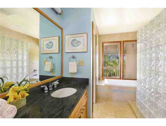 7 Nights in an Ocean-front Kauai Condo