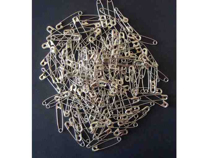 150 Safety Pins  -- New