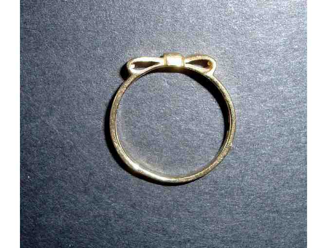Tiny Bow Ring - 14k -- Vintage