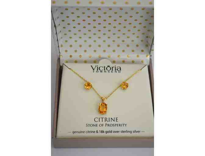 Victoria Townsend Citrine Pendant Necklace and Earrings Set -- New