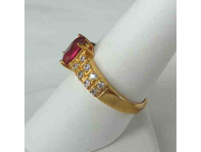 14k Ruby Red Cocktail Ring -- Size 8 -- Pre-Owned