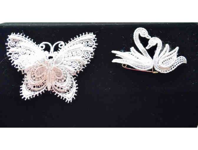 Set of Two White Belgian Lace Pins -- Pre0owned