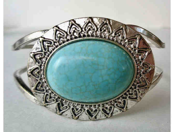 Faux Turquoise & Silver Bangle -- Pre-Owned