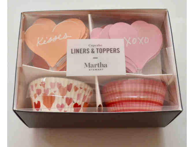 Set of 48 Heart Cupcake Liners & Toppers -- New