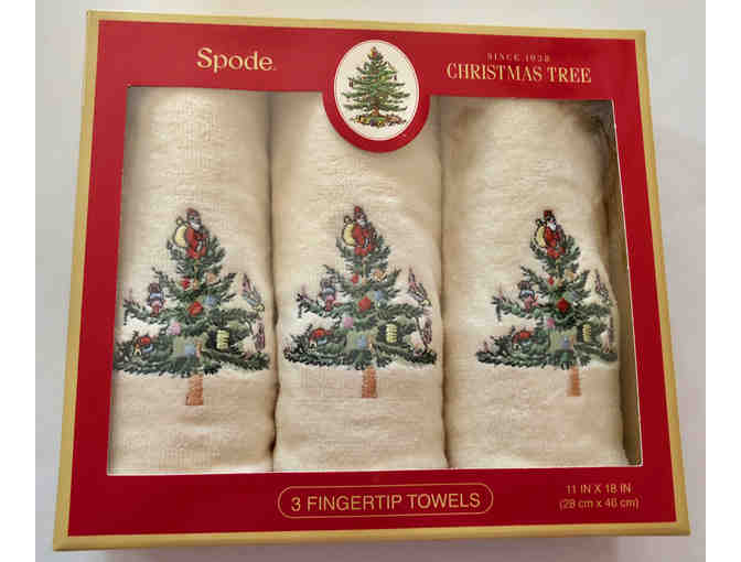 Spode Christmas Tree 3-Pc. Fingertip Towel Set -- New