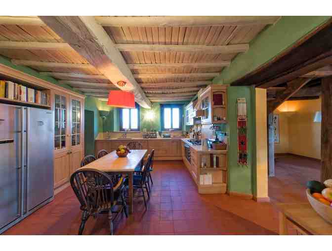 A Week's Stay in the Umbrian Hills of Italy - Four Bedroom, Two Bath Renovated Farmhouse