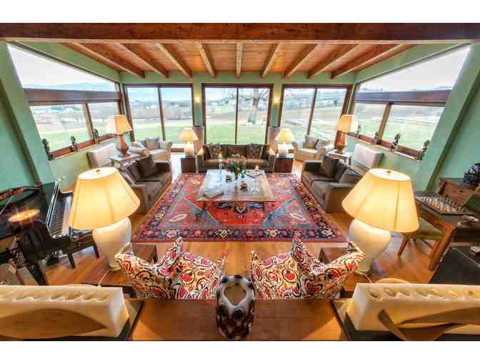 A Week's Stay in the Umbrian Hills of Italy - Four Bedroom, Two Bath Renovated Farmhouse