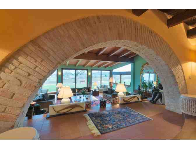 A Week's Stay in the Umbrian Hills of Italy - Four Bedroom, Two Bath Renovated Farmhouse