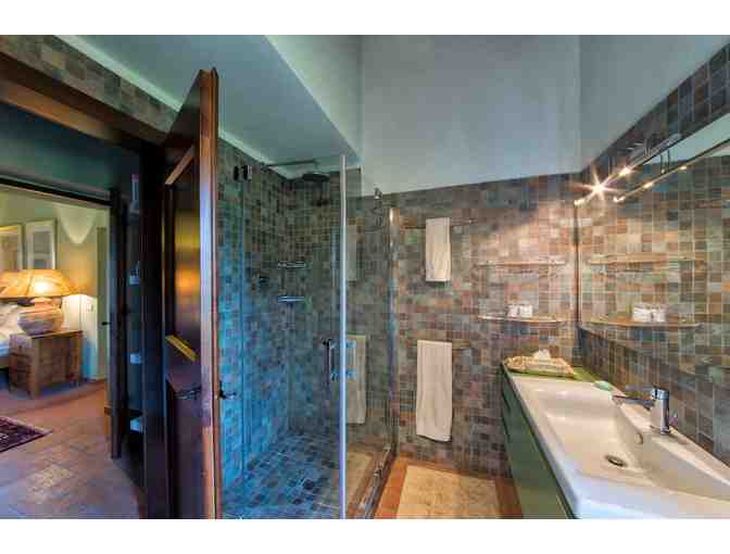 A Week's Stay in the Umbrian Hills of Italy - Four Bedroom, Two Bath Renovated Farmhouse