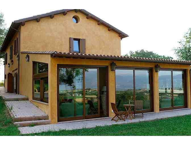 A Week's Stay in the Umbrian Hills of Italy - Four Bedroom, Two Bath Renovated Farmhouse