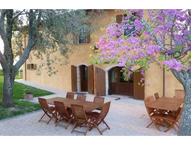 A Week's Stay in the Umbrian Hills of Italy - Four Bedroom, Two Bath Renovated Farmhouse