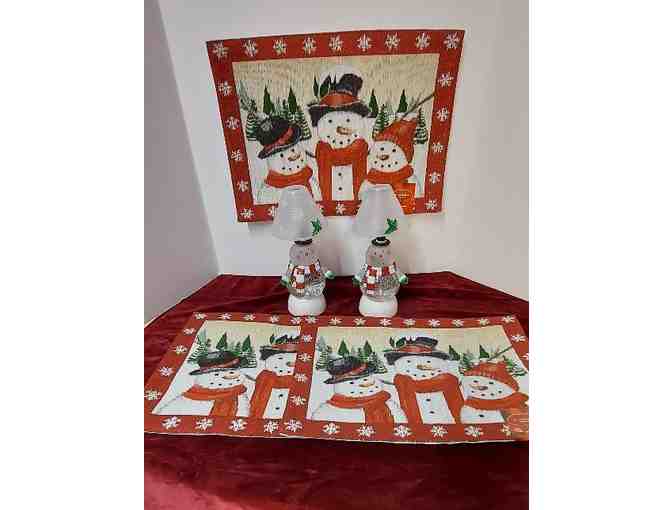 'Let It Snowman' Lights and Placemats