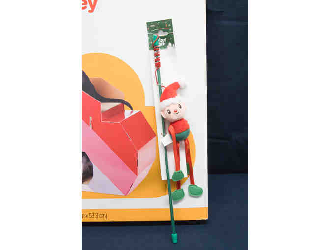 Boots and Barkley Cat Scratch House Plus