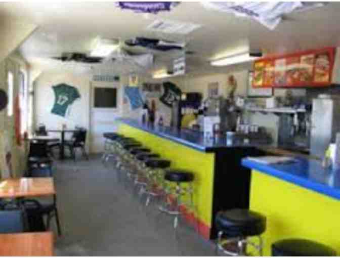 Roy's Chicago Dog @ The Yard