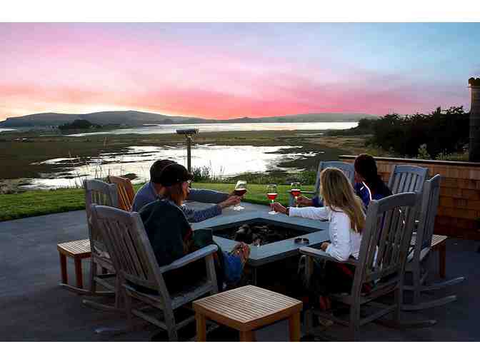 A Night at the Bodega Lodge