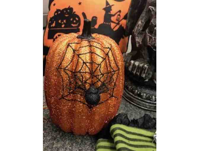 Halloween Decorating Delight!