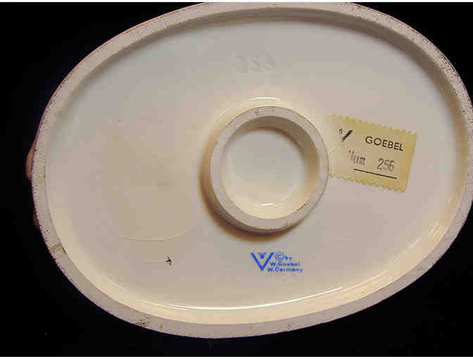 'Knitting Lesson' Hummel Figurine