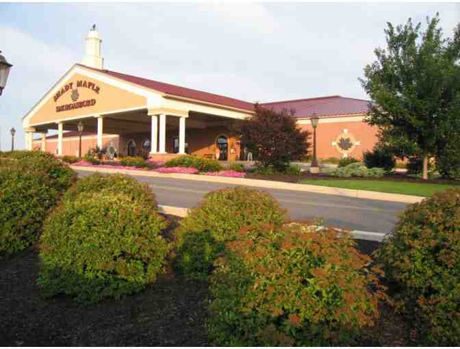 $25 Gift Card to Shady Maple Smorgasbord